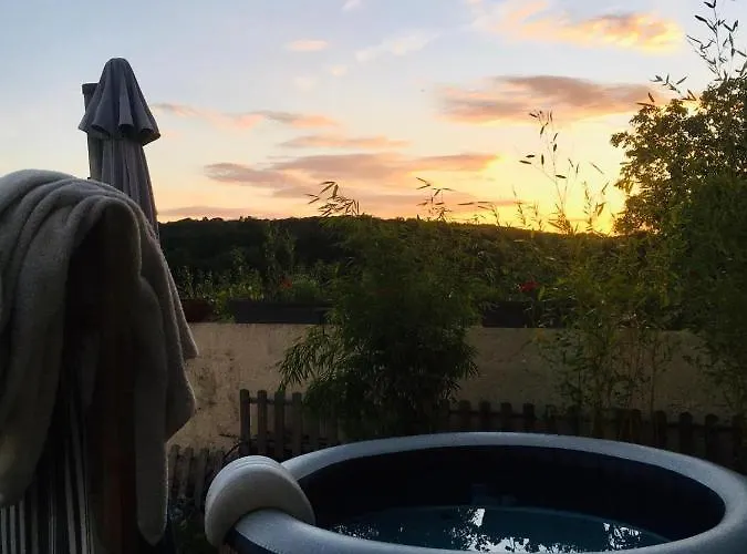 Chez Muriel Et Jef Oda ve Kahvaltı